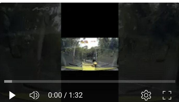 前面才經過車禍，你在那邊擠呀擠