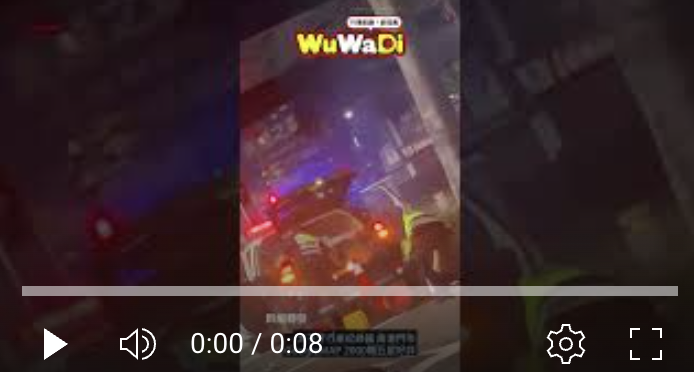 台中警車突冒煙起火！後車箱備用電瓶燃燒　警急滅火