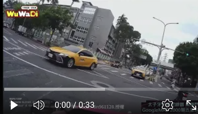 環河南路二段×長順街擦撞畫面曝光