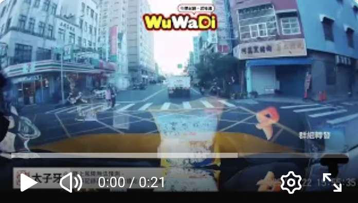 都沒帶眼睛出門？？