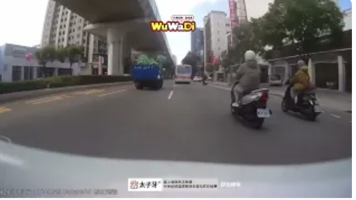 移動式垃圾車：邊開邊「撒」才叫環保？