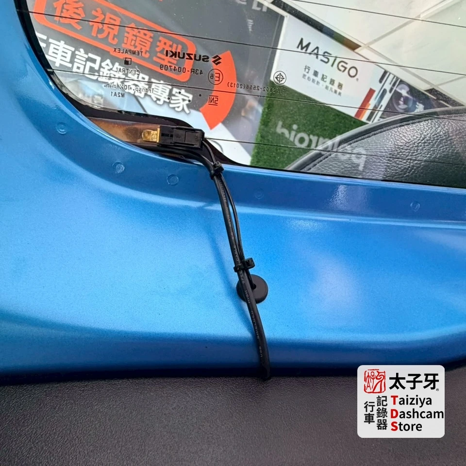 Polaroid T221 雙 2K 影像品質示意圖